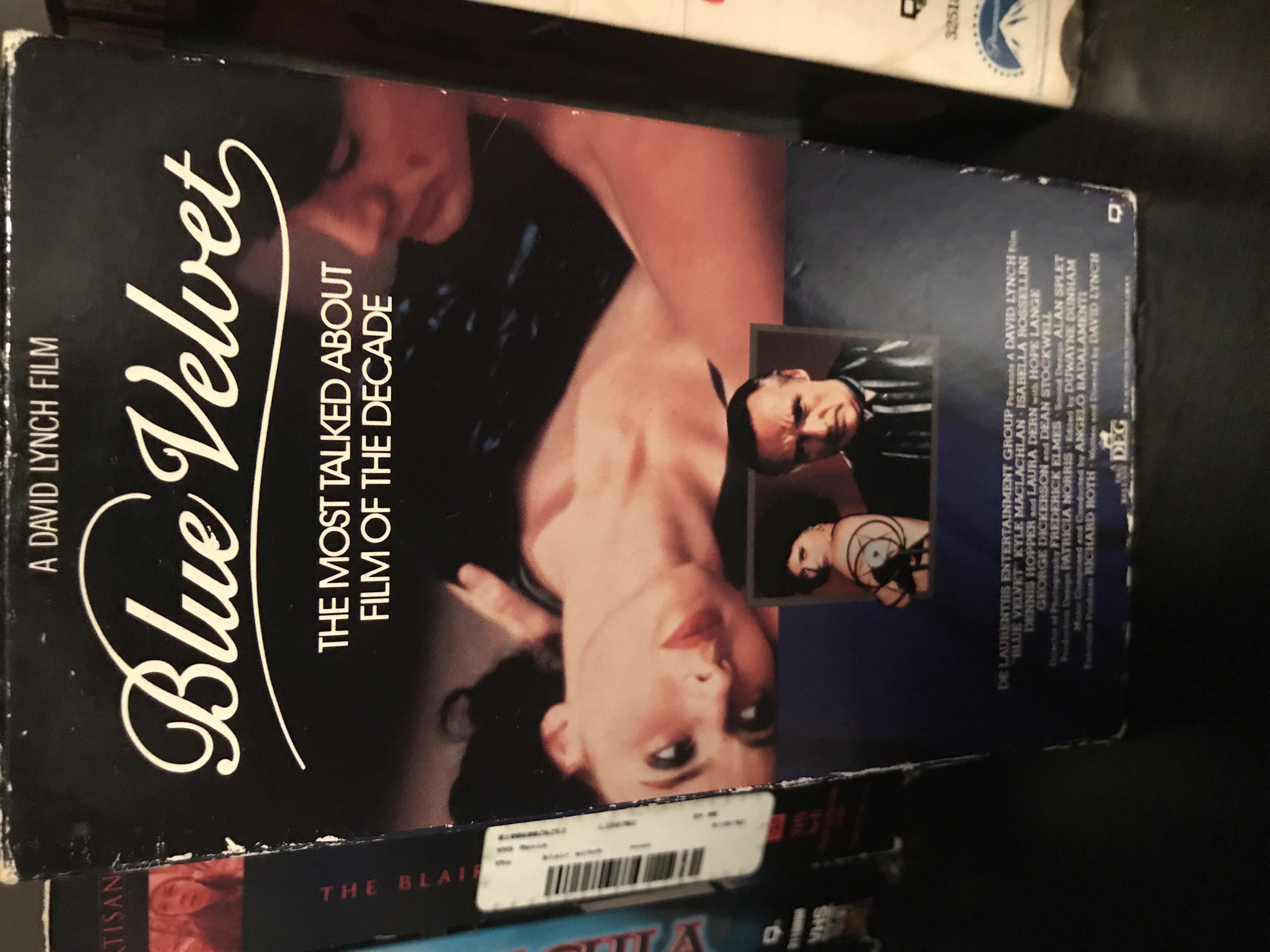 Blue Velvet VHS movie collectible [Barcode 012569069237] - Main Image 2