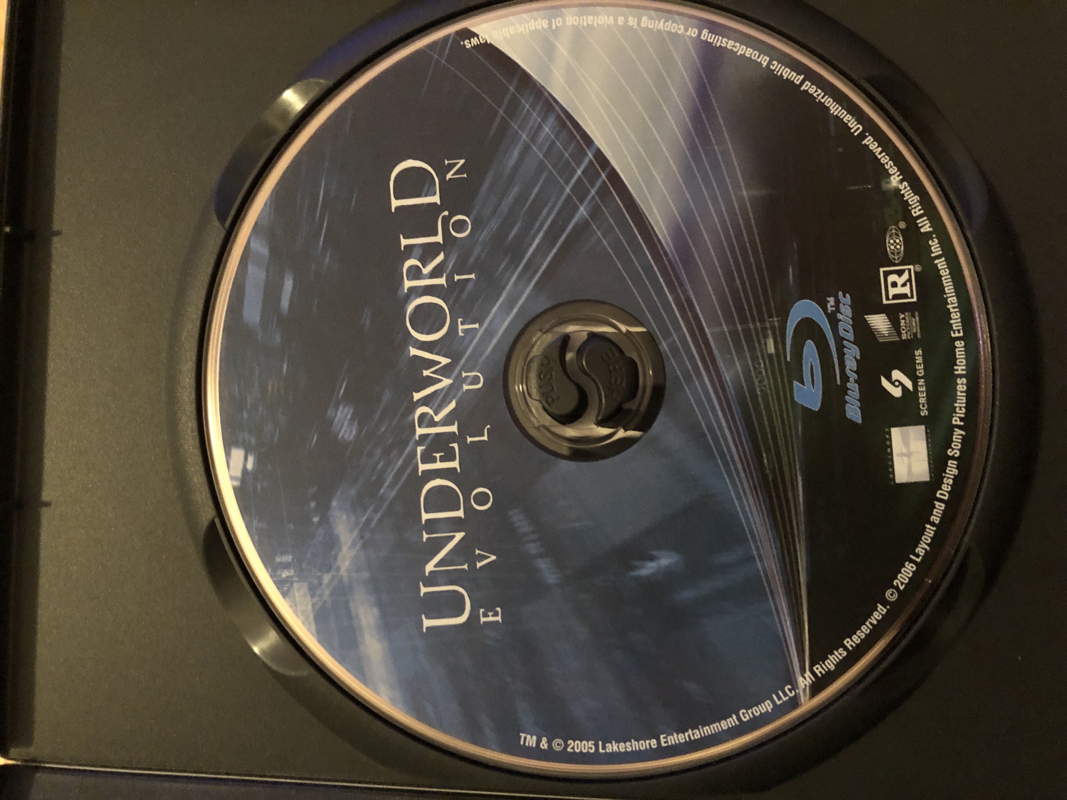 Underworld: Evolution iTunes movie collectible [Barcode 4339615381] - Main Image 2