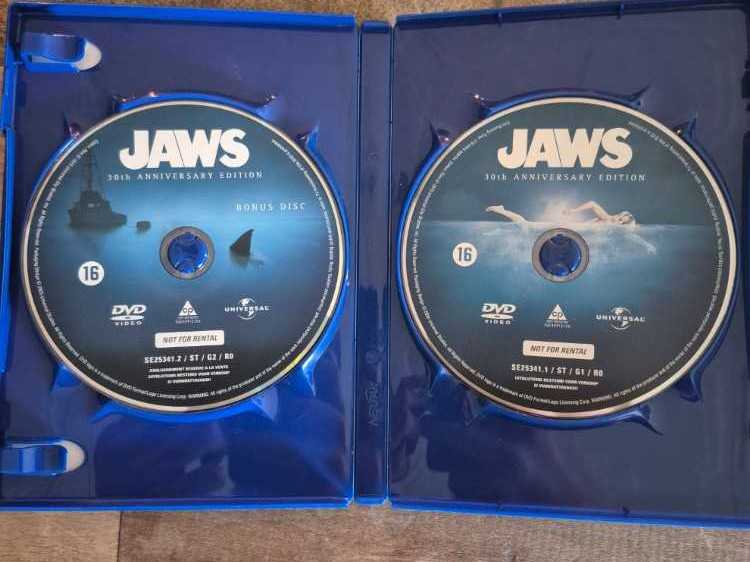 Jaws DVD movie collectible [Barcode 5050582495454] - Main Image 3