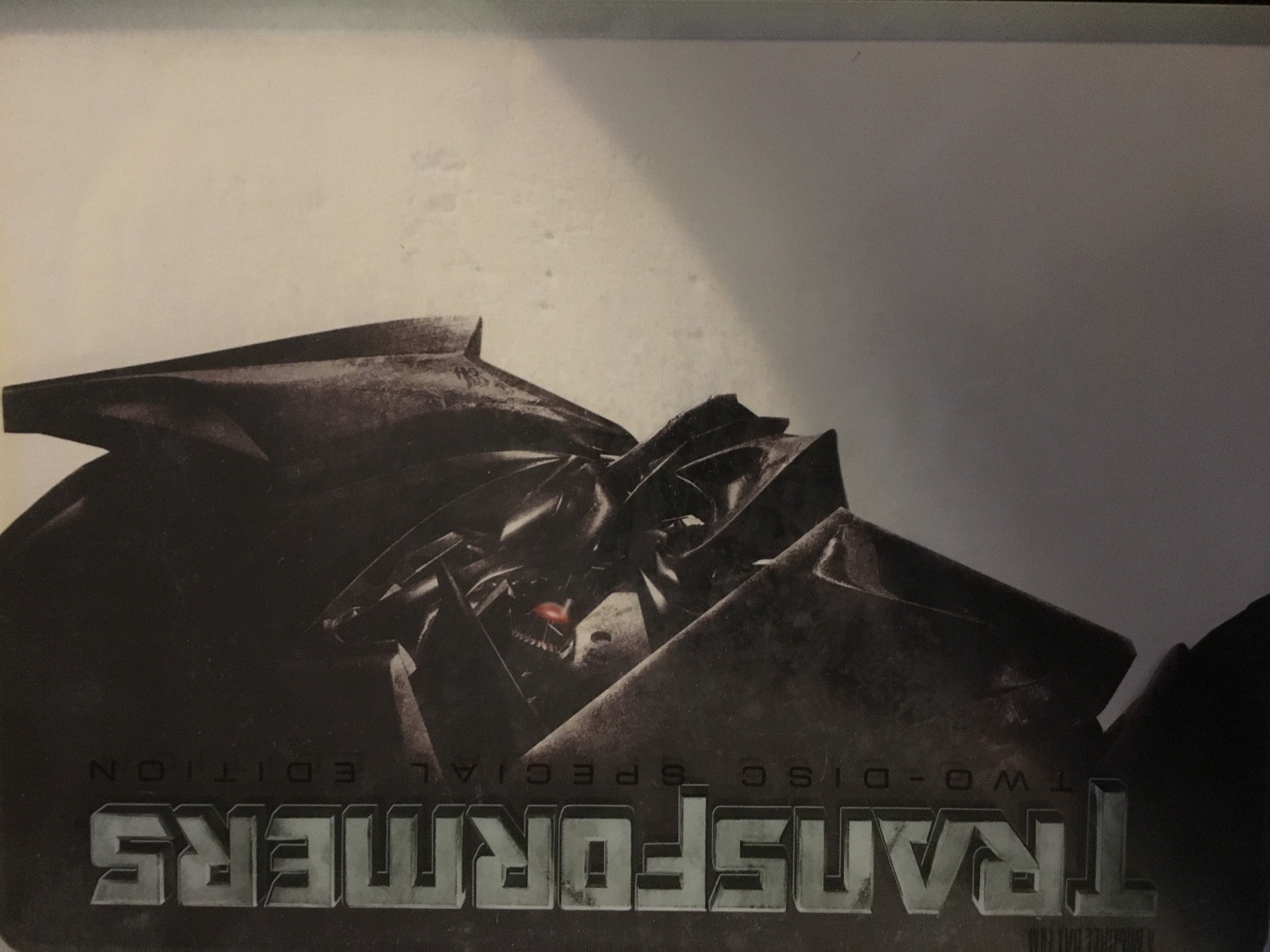 Transformers: Special Edition: Susan’s Collection DVD movie collectible [Barcode 097361312743] - Main Image 3