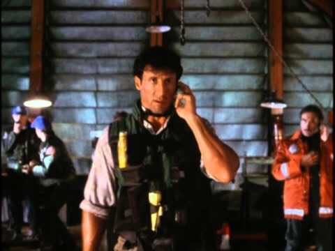 Daylight DVD movie collectible [Barcode 025192026720] - Main Image 4