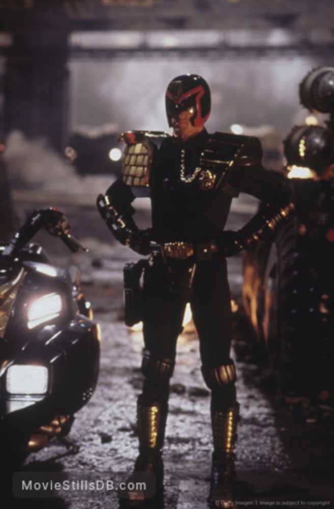 Judge Dredd (1995) DVD DVD movie collectible [Barcode 9398710028997] - Main Image 4