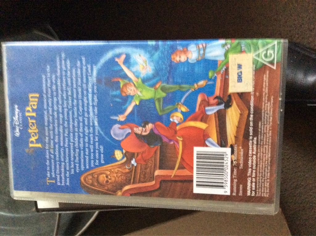 Peter Pan Blu-ray movie collectible [Barcode 014381781069] - Main Image 2