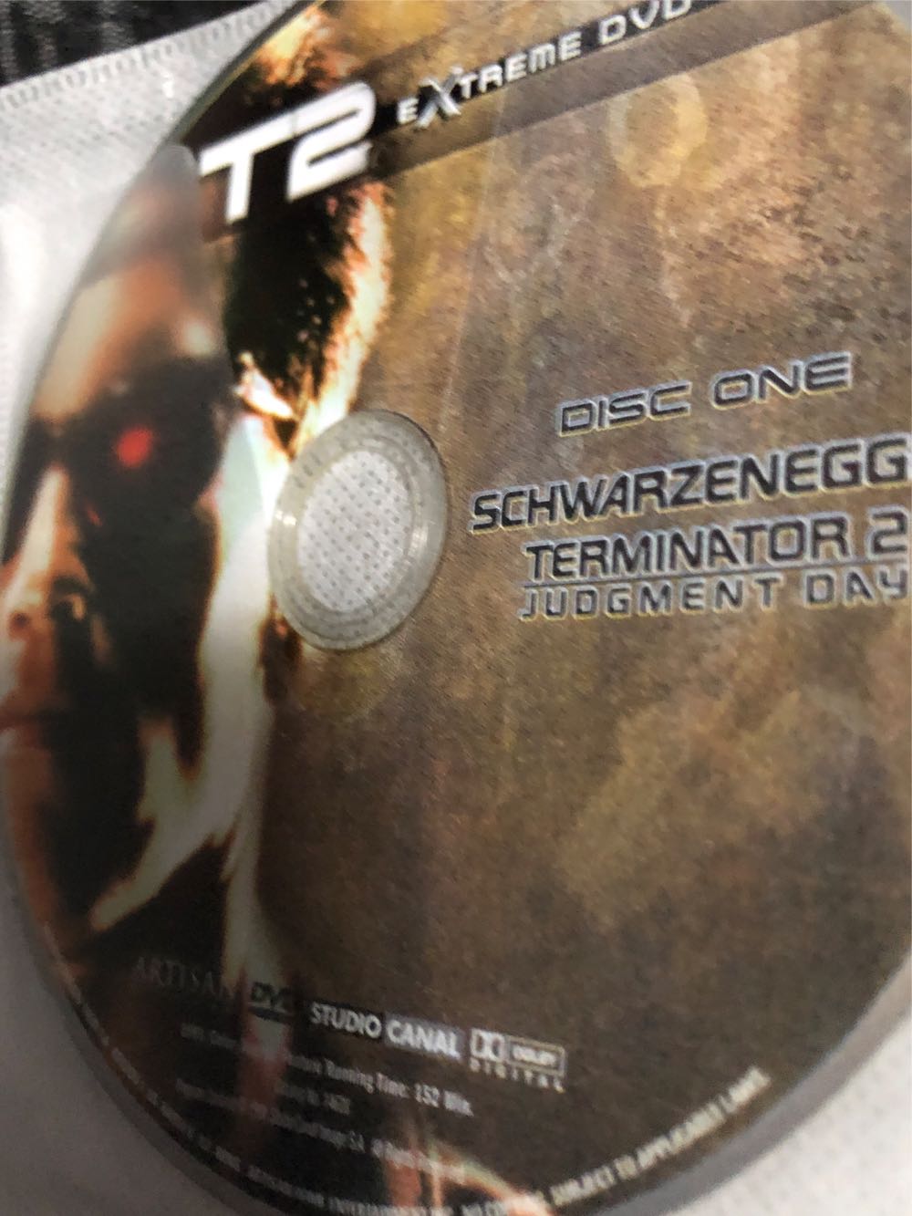 Terminator 2 DVD movie collectible [Barcode 057373172896] - Main Image 4