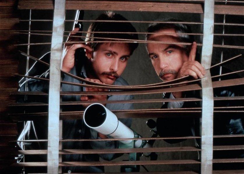 Stakeout DVD movie collectible [Barcode 5017188884884] - Main Image 3