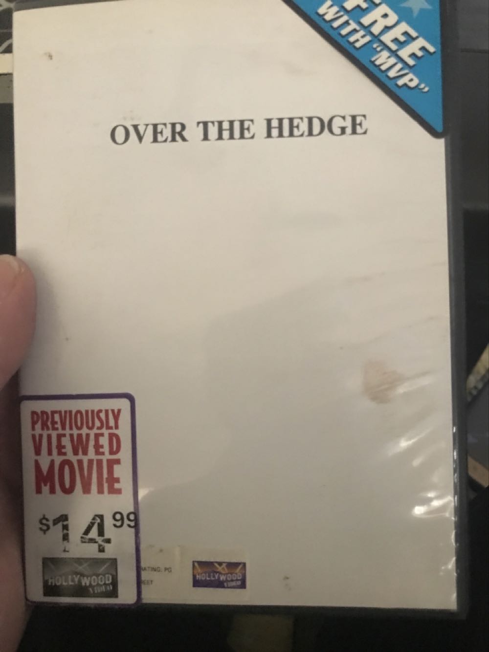 Over the Hedge (Full Screen) DVD movie collectible [Barcode 032429012807] - Main Image 3