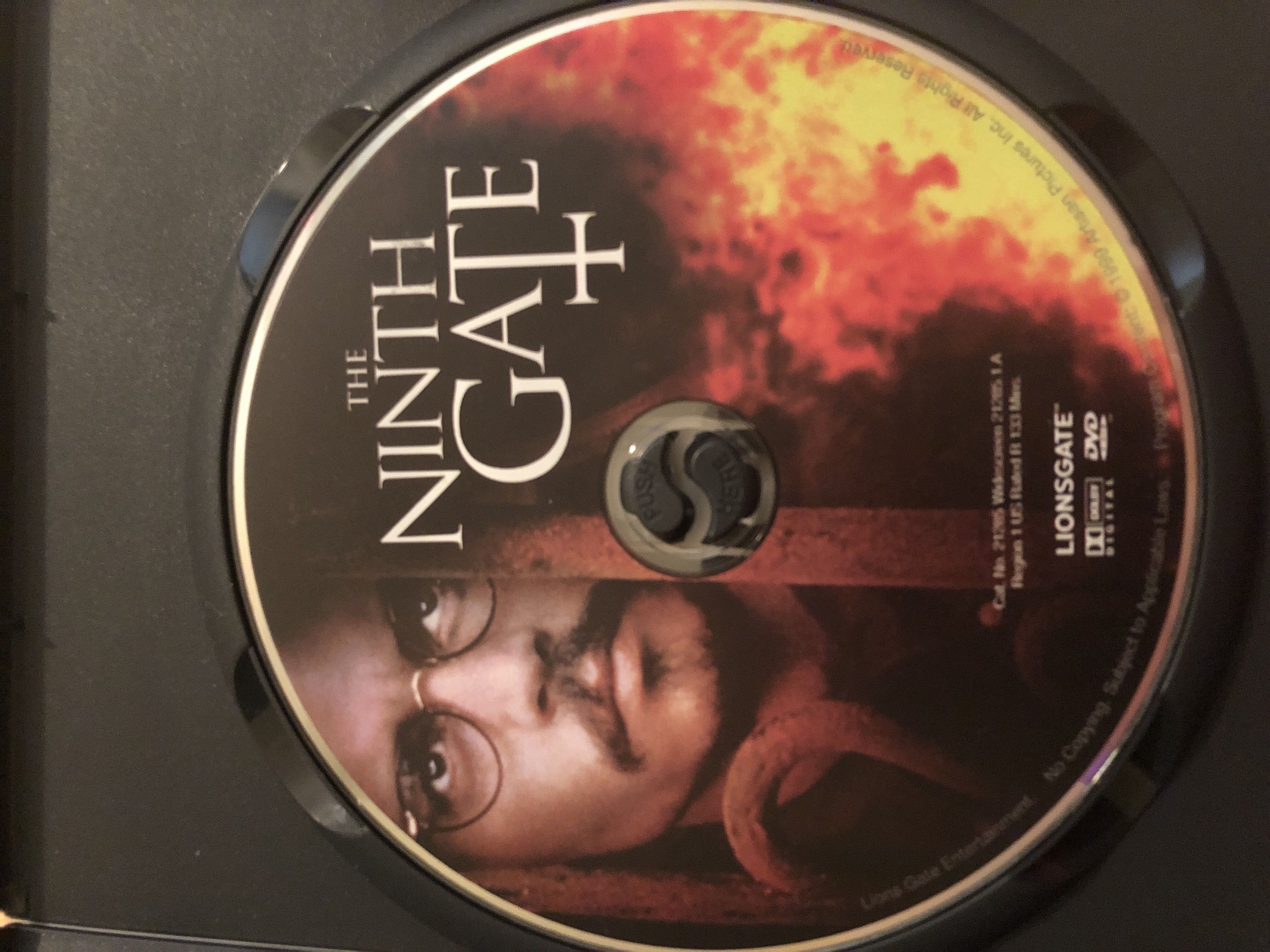 Ninth Gate Movies Anywhere movie collectible [Barcode 012236212850] - Main Image 3