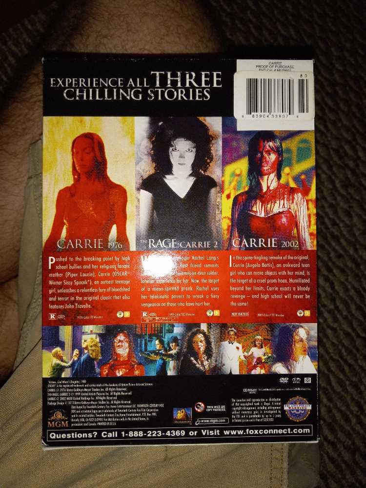 Carrie Blu-ray movie collectible [Barcode 883904123491] - Main Image 2