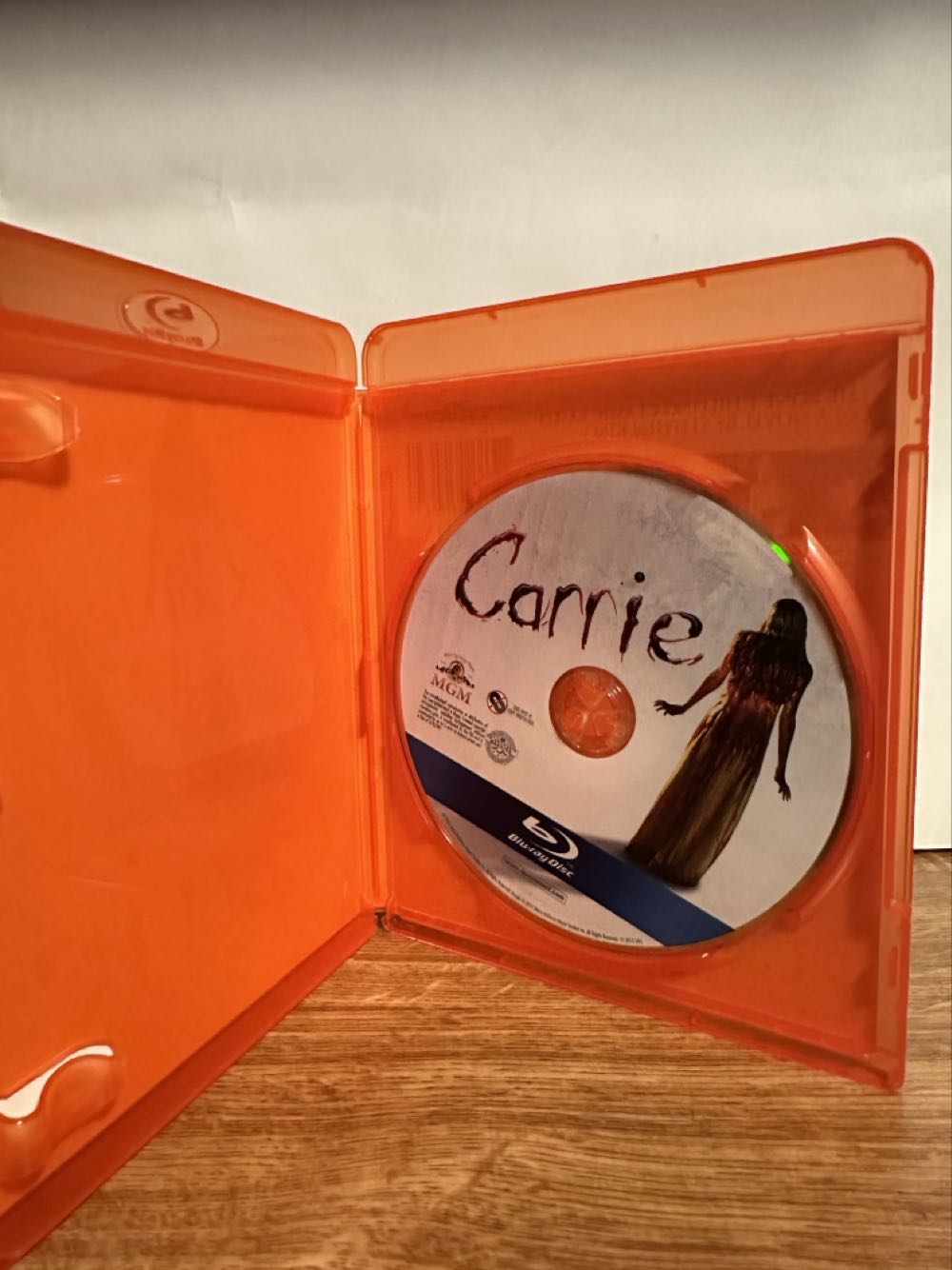 Carrie Blu-ray movie collectible [Barcode 883904293170] - Main Image 4