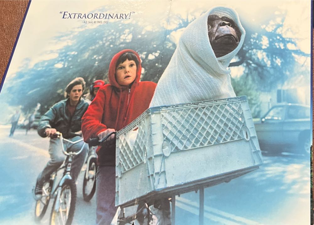 E.T.: The Extra-Terrestrial DVD movie collectible - Main Image 3
