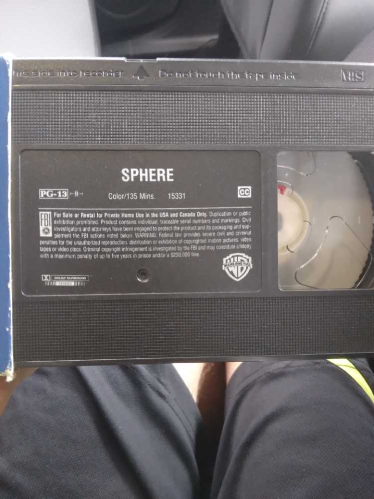 Sphere (VHS) VHS movie collectible [Barcode 085391533139] - Main Image 3
