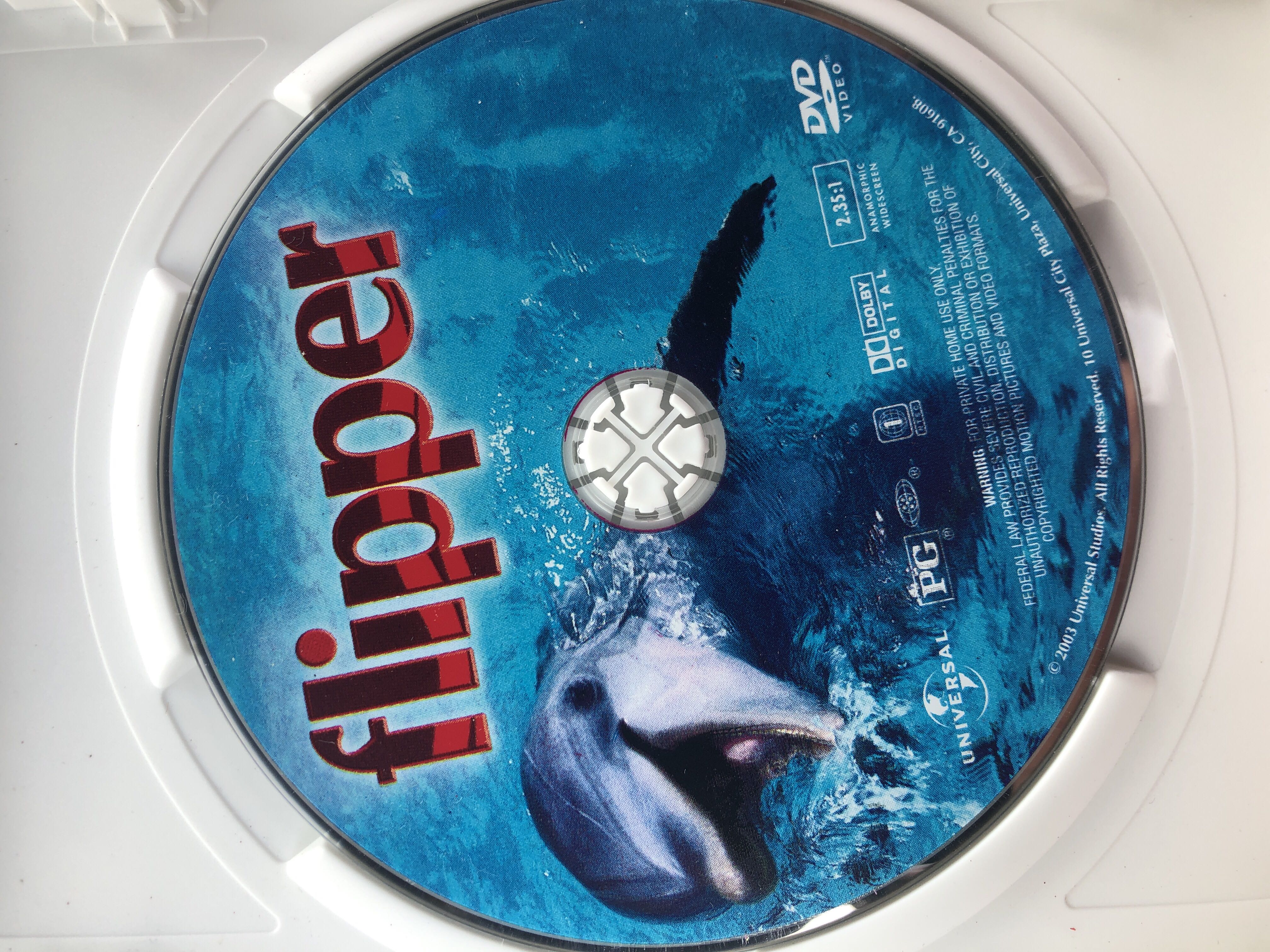 Flipper VHS movie collectible [Barcode 025192468520] - Main Image 3