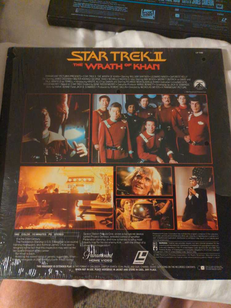 Star Trek 2: The Wrath of Khan Laser Disc movie collectible [Barcode 013023255319] - Main Image 4