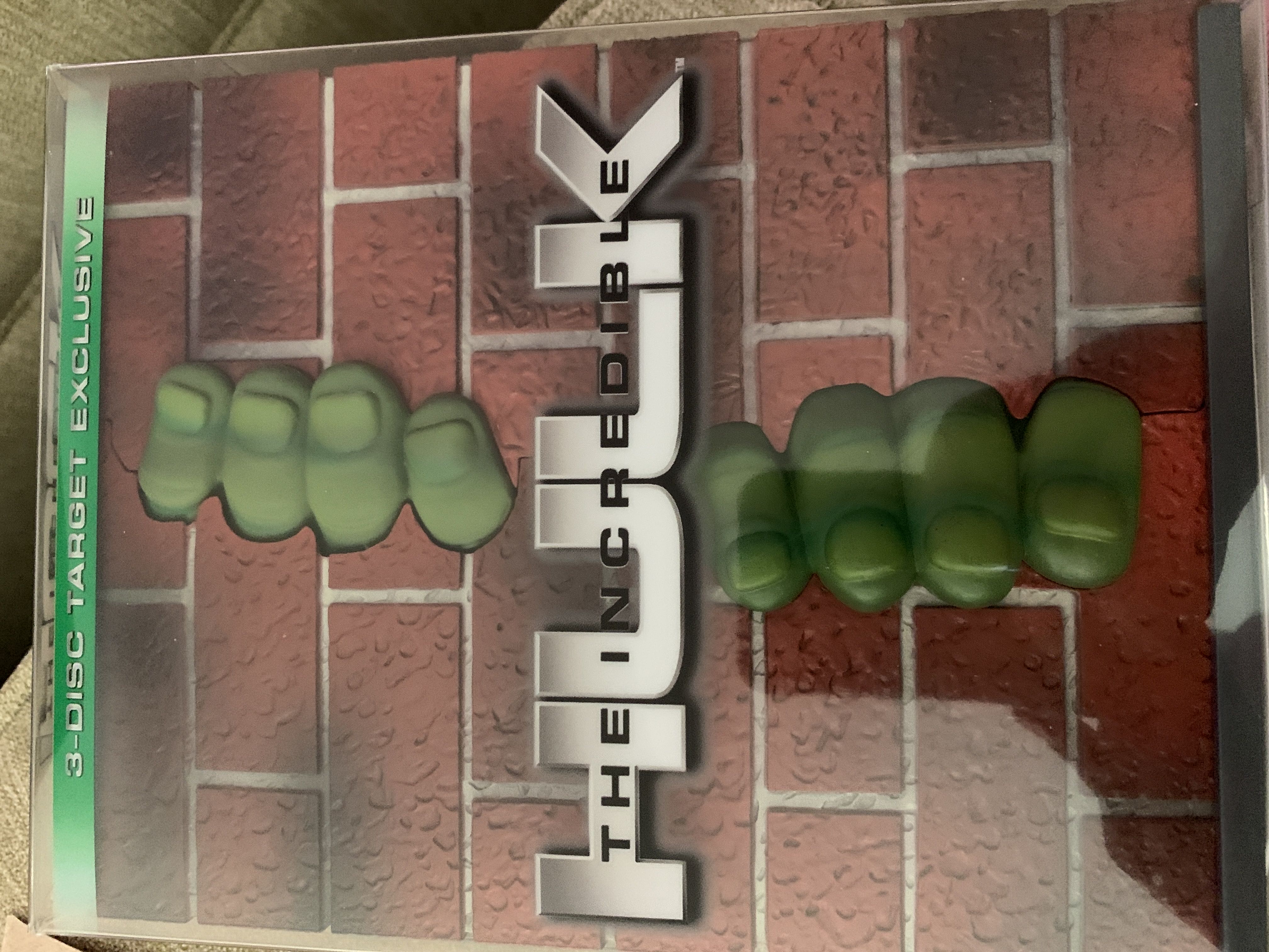 The Incredible Hulk (3 Disc Target Exclusive In Box) DVD movie collectible [Barcode 025195047371] - Main Image 3