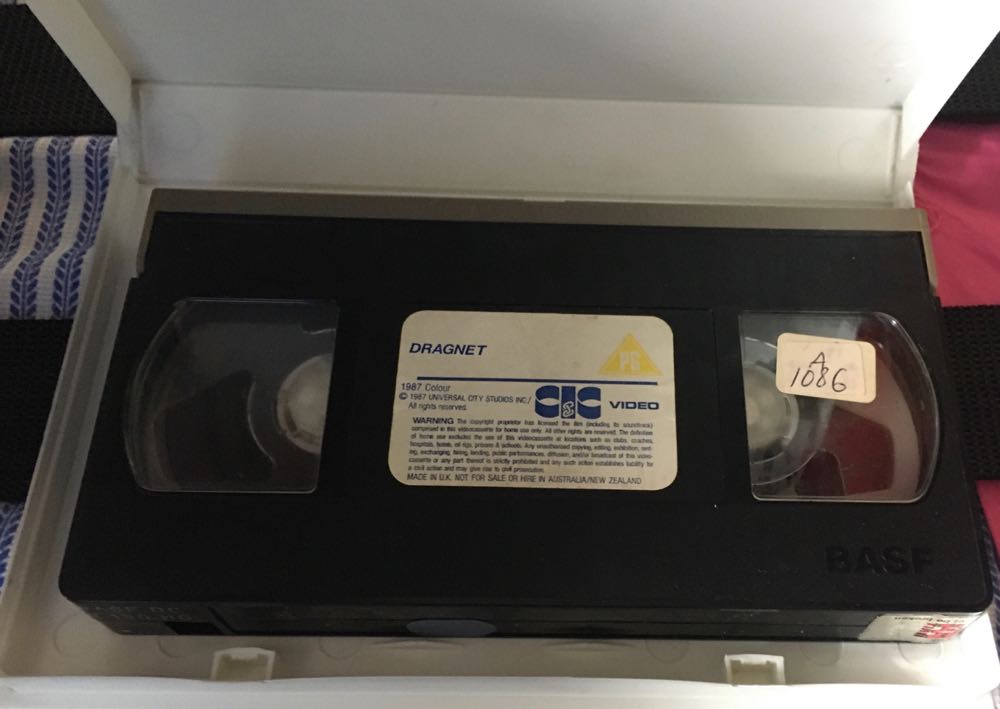 Dragnet VHS movie collectible [Barcode 096898068536] - Main Image 3
