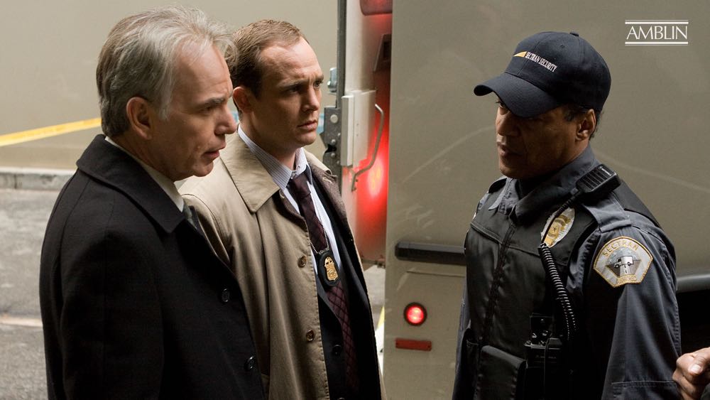 Eagle Eye/BIN 17 DVD movie collectible [Barcode 097361405148] - Main Image 4