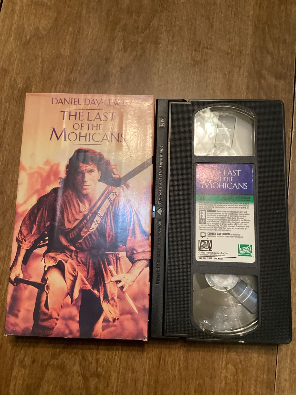 Last Of The Mohicans VHS movie collectible [Barcode 086162198632] - Main Image 3