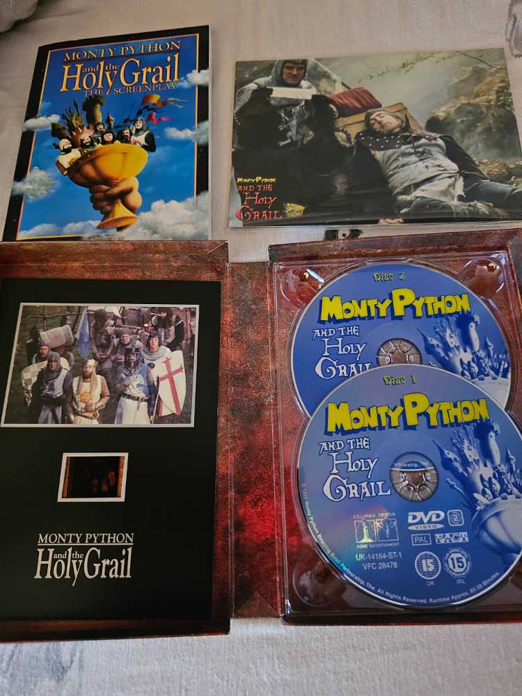Monty Python and the Holy Grail (UK Limited Edition) DVD movie collectible [Barcode 5035822416475] - Main Image 3