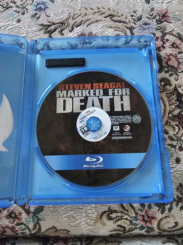 Marked For Death Blu-ray movie collectible [Barcode 024543657835] - Main Image 3