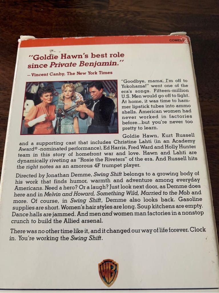 Swing Shift CED movie collectible [Barcode 025757113766] - Main Image 2