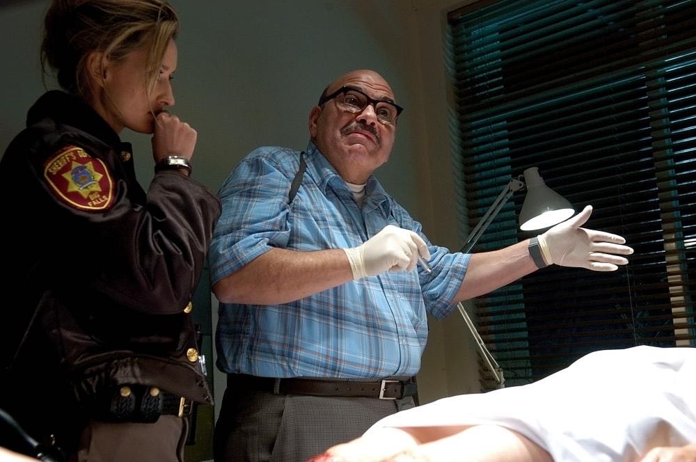 Big Nothing DVD movie collectible [Barcode 687797118097] - Main Image 4