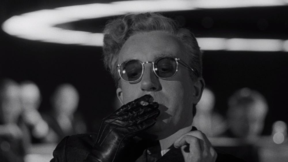 Dr. Strangelove or: How I Learned to Stop Worrying and Love the Bomb Blu-ray movie collectible [Barcode 5050629003536] - Main Image 3