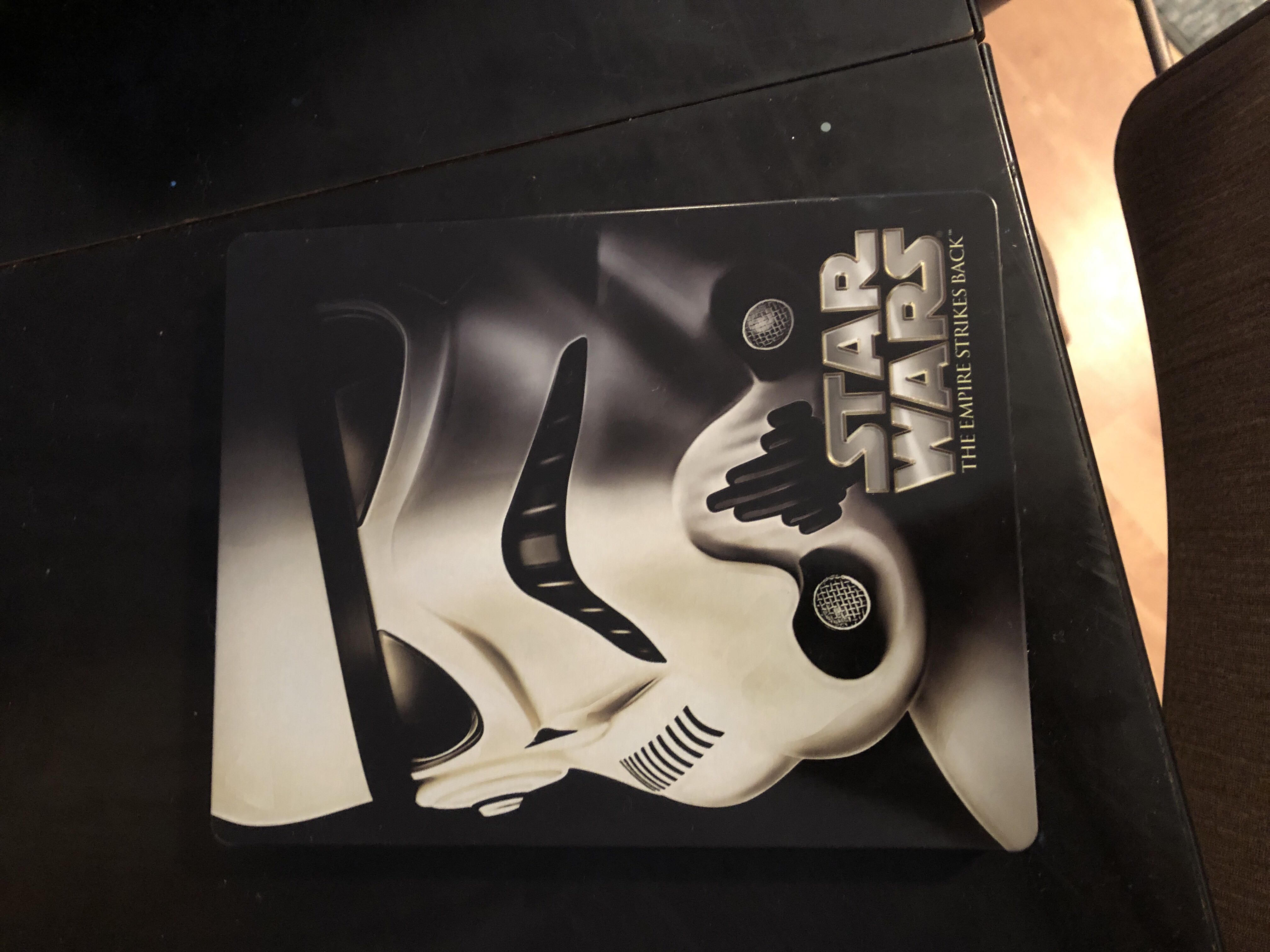 Star Wars: Episode V-The Empire Strikes Back Blu-ray movie collectible [Barcode 2454326388] - Main Image 2