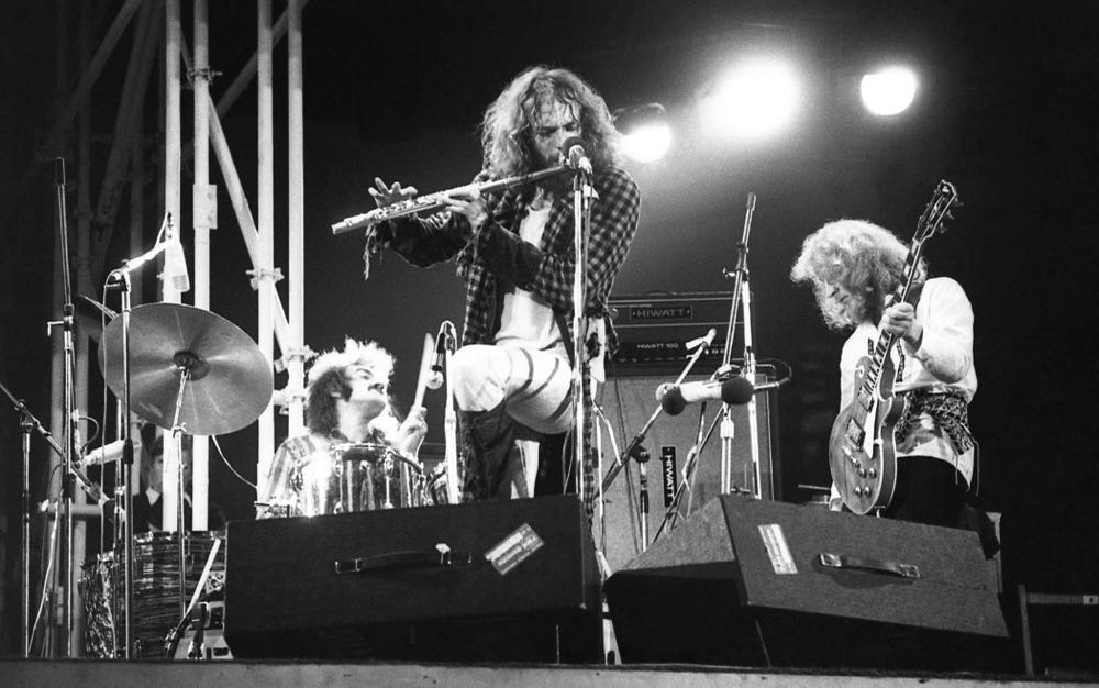 Jethro Tull : Living with the Past DVD movie collectible [Barcode 5034504900394] - Main Image 4