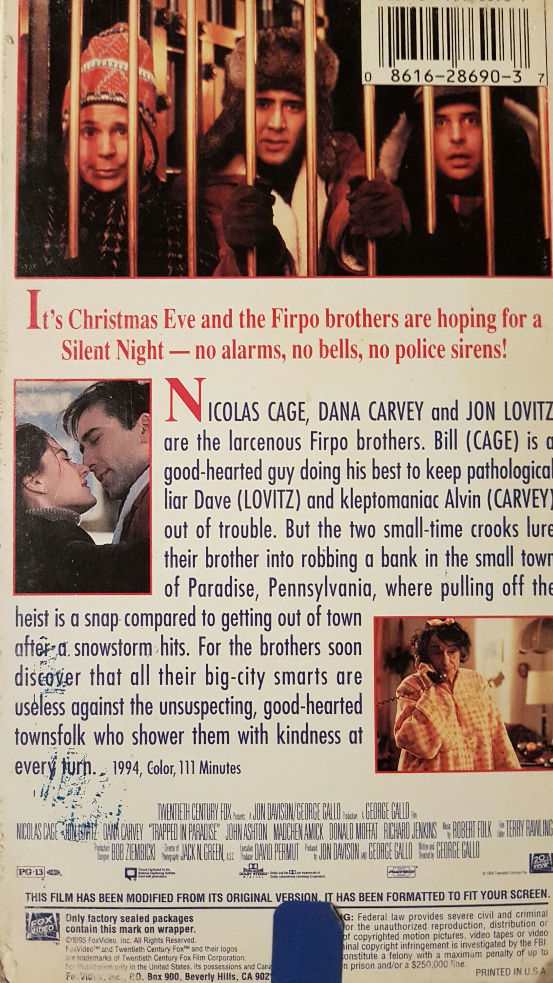 Trapped in Paradise VHS movie collectible [Barcode 086162869037] - Main Image 2