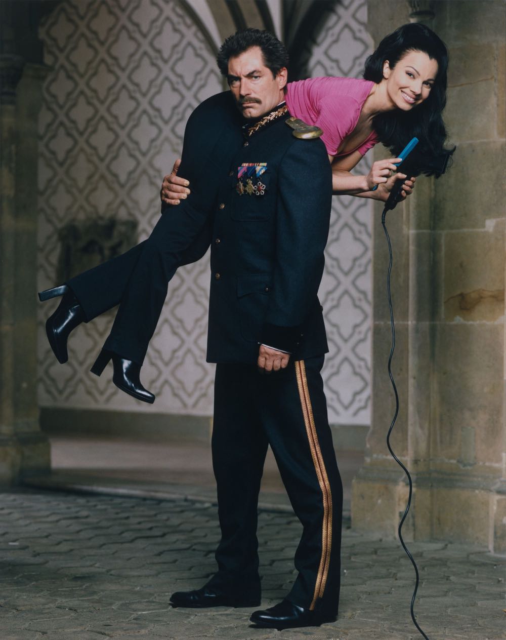 The Beautician and the Beast DVD movie collectible [Barcode 7332431009561] - Main Image 2