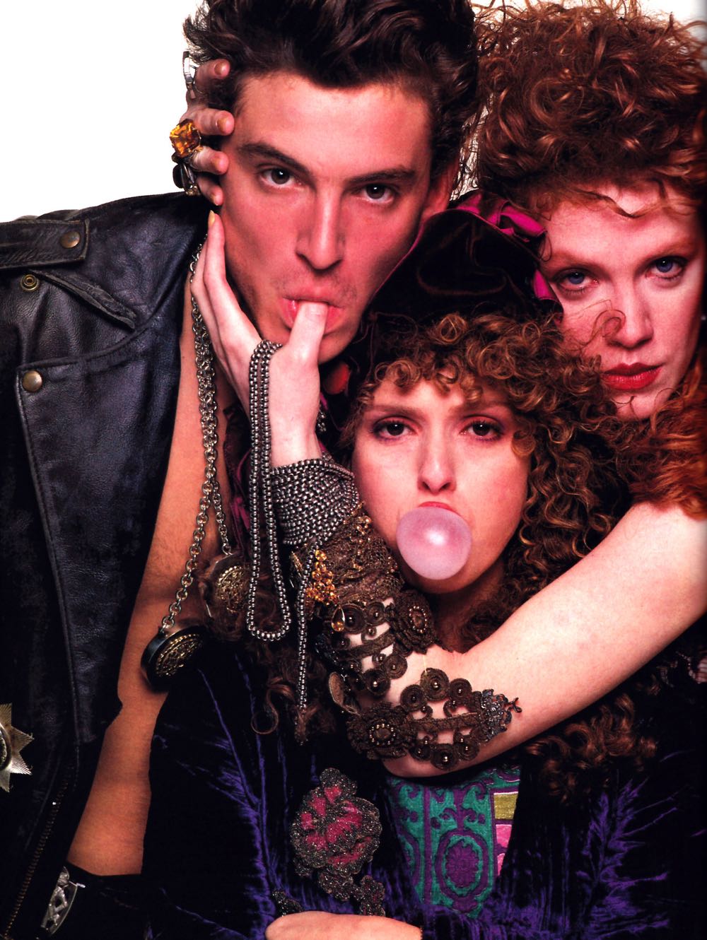 Slaves of New York DVD movie collectible [Barcode 043396112551] - Main Image 4