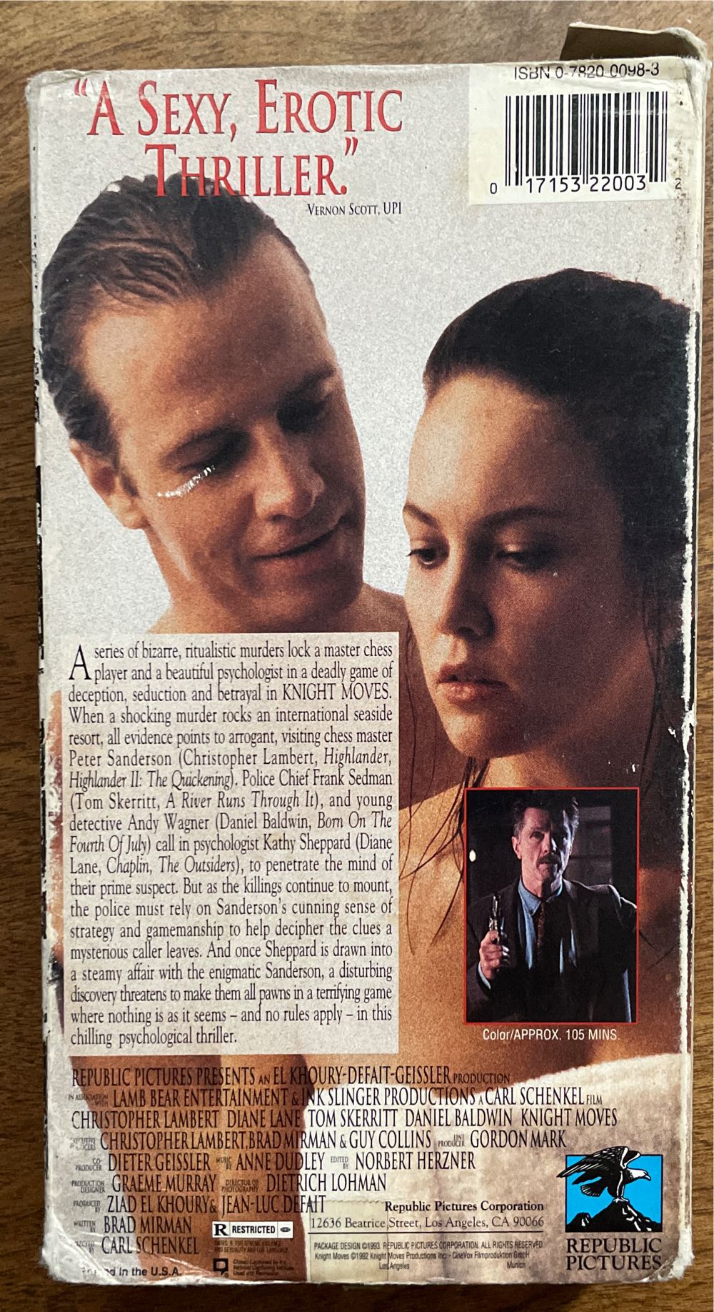 Knight Moves VHS movie collectible [Barcode 017153220032] - Main Image 2