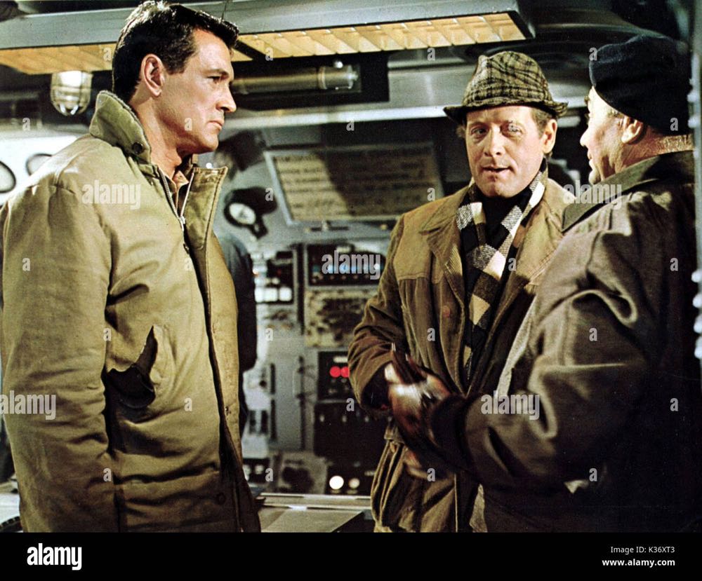 Ice Station Zebra Blu-ray movie collectible [Barcode 883929247134] - Main Image 3