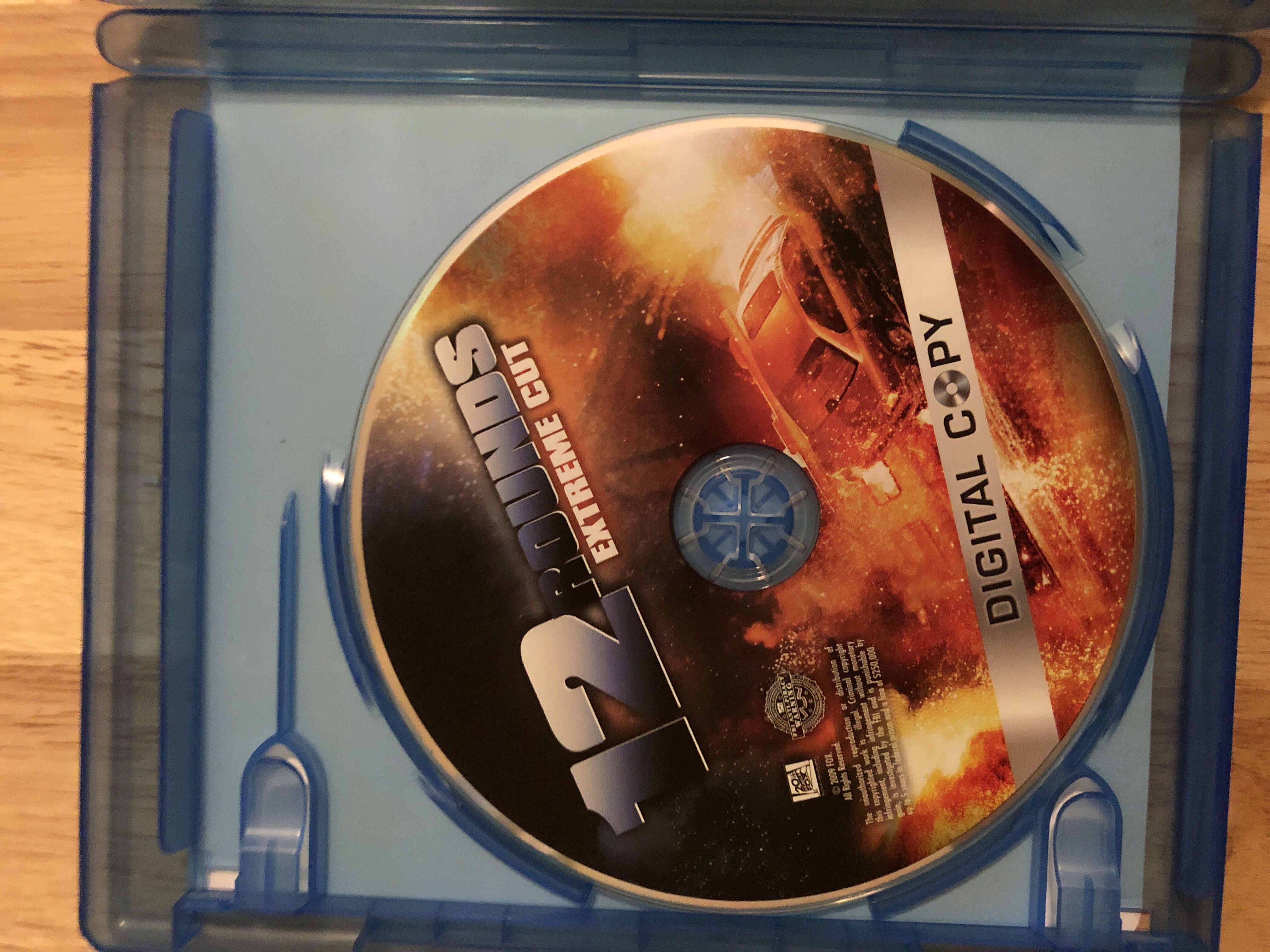 12 Rounds Blu-ray movie collectible [Barcode 024543589013] - Main Image 3