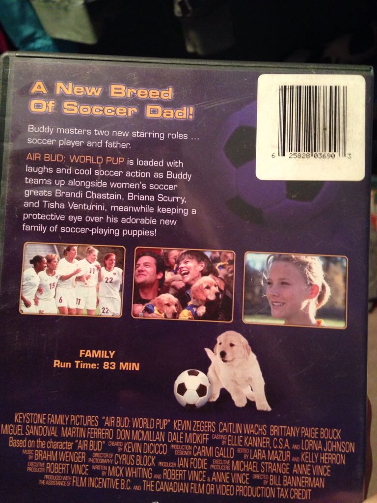 Air Bud Special Edition 2009 DVD DVD movie collectible [Barcode 625828036903] - Main Image 2