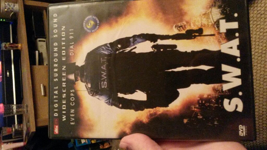 S.W.A.T DVD movie collectible [Barcode 739900801287] - Main Image 1