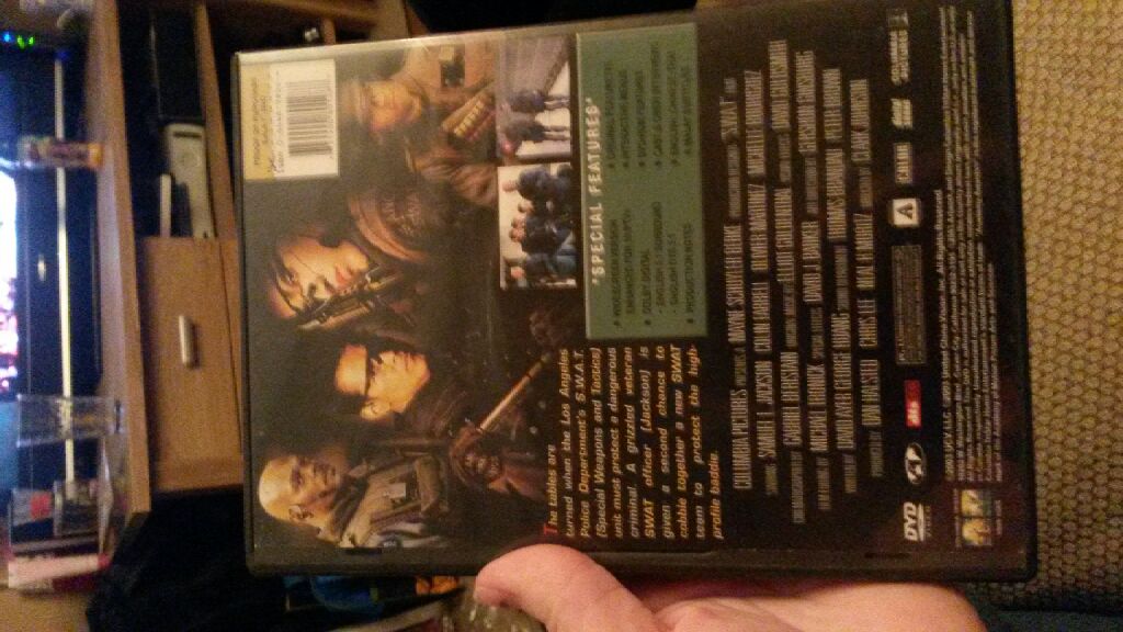S.W.A.T DVD movie collectible [Barcode 739900801287] - Main Image 2