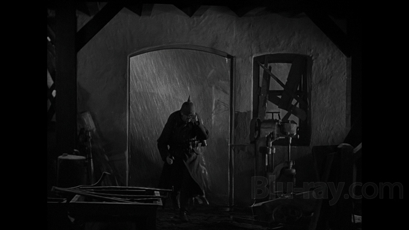 All Quiet on the Western Front Blu-ray movie collectible [Barcode 5050582874785] - Main Image 2