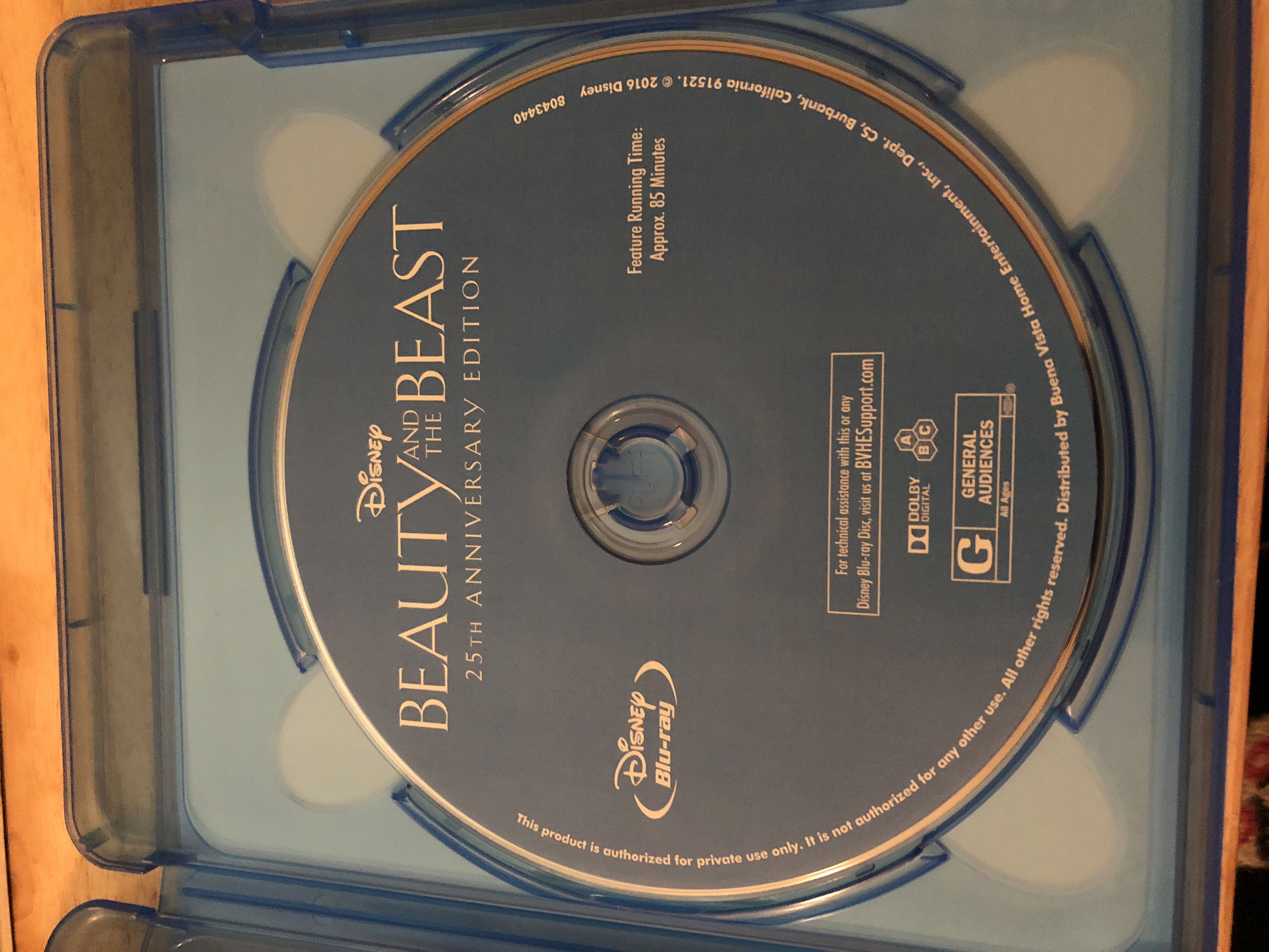 Beauty and the Beast: Disney Blu-ray movie collectible [Barcode 786936850956] - Main Image 4