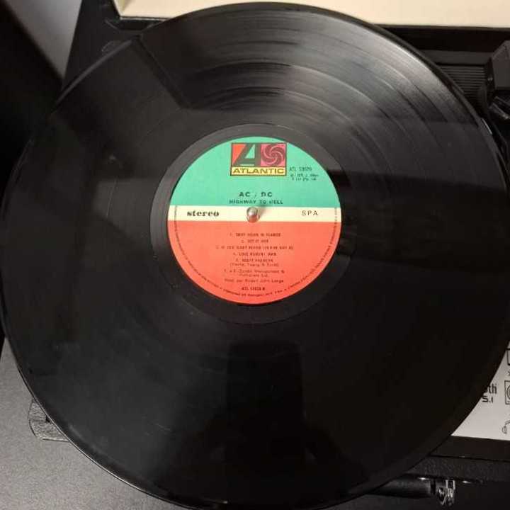 Highway To Hell - AC/DC (12” - 41) music collectible [Barcode 9397603385322] - Main Image 3