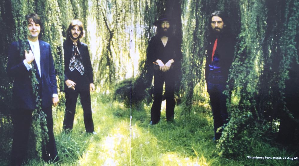 Abbey Road - The Beatles (12” - 47) music collectible [Barcode 0077774644617] - Main Image 3