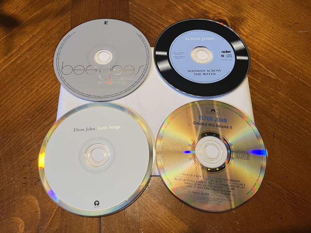 Elton John: Greatest Hits Volume II - Elton John (CD - 52) music collectible [Barcode 731451253324] - Main Image 3