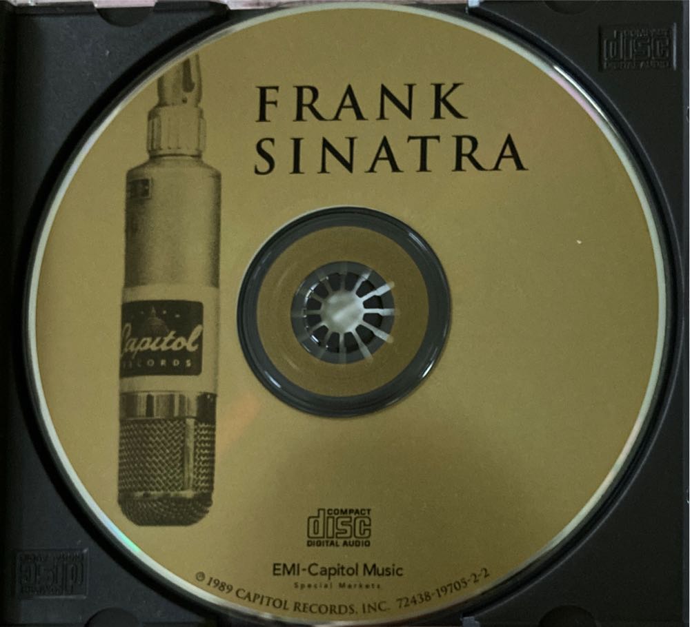 Gold - Frank Sinatra (CD - 35) music collectible [Barcode 724381970522] - Main Image 3