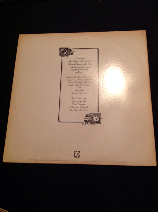 A Night At The Opera - Queen (12” - 43) music collectible - Main Image 2