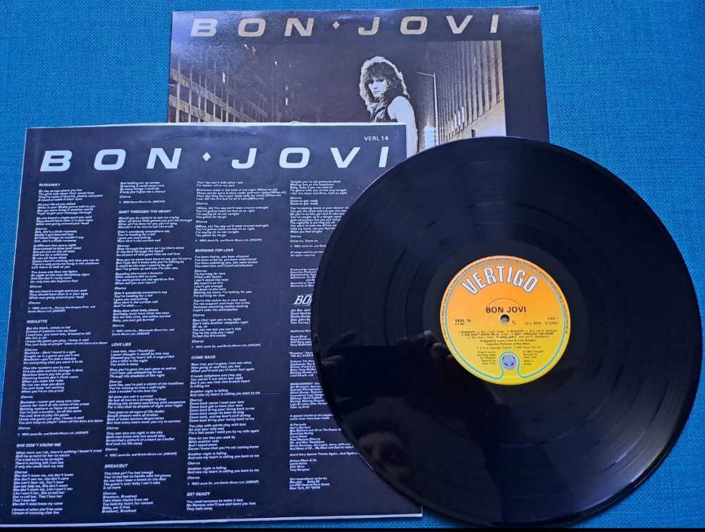 Bon Jovi - Bon Jovi (12” - 39) music collectible - Main Image 4