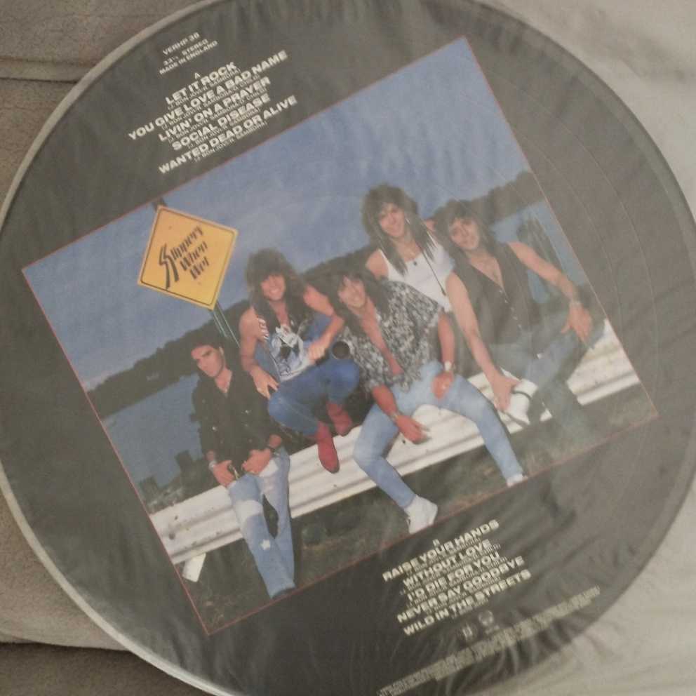 Slippery When Wet - Bon Jovi (12”) music collectible [Barcode 042283246713] - Main Image 3