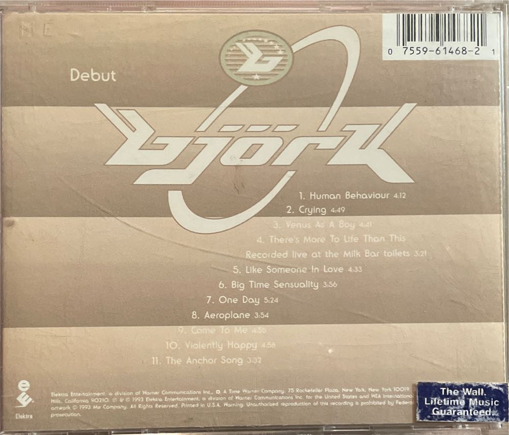 Debut - Bjork (CD - 48:26) music collectible [Barcode 075596146821] - Main Image 2