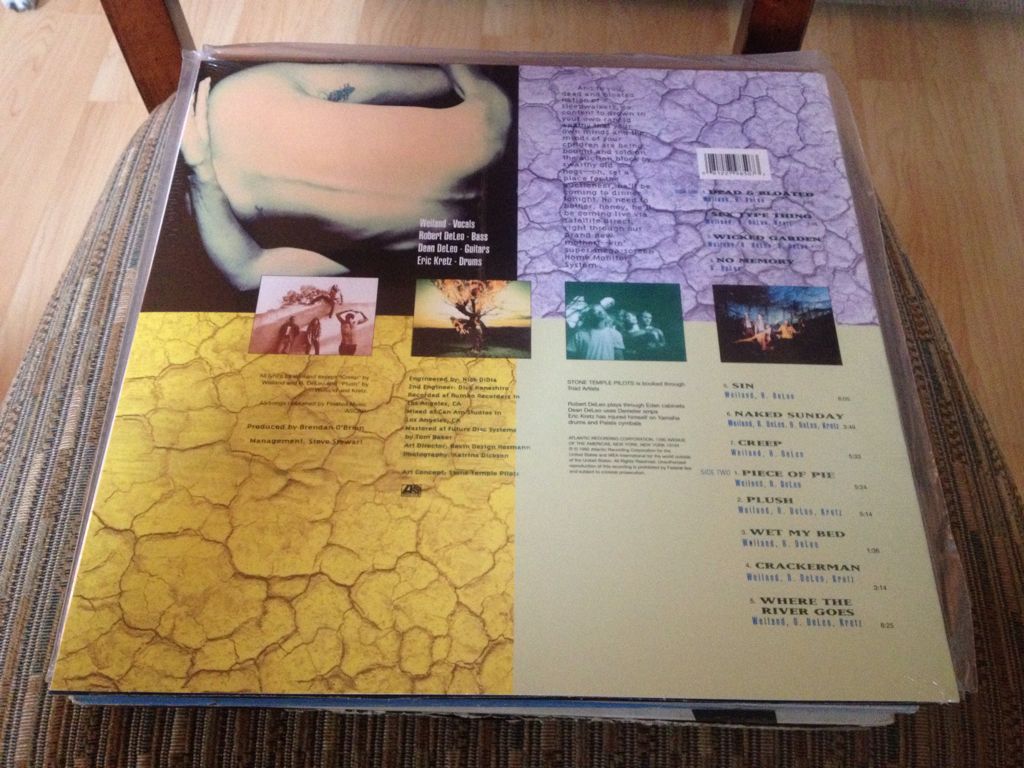Core - Stone Temple Pilots (12” - 54) music collectible [Barcode 081227985073] - Main Image 2
