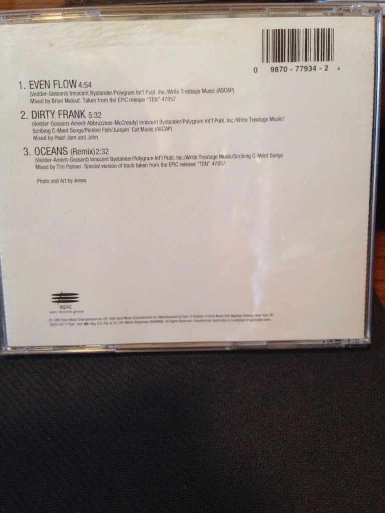 Even Flow - Pearl Jam (12” - 13) music collectible [Barcode 098707793424] - Main Image 2