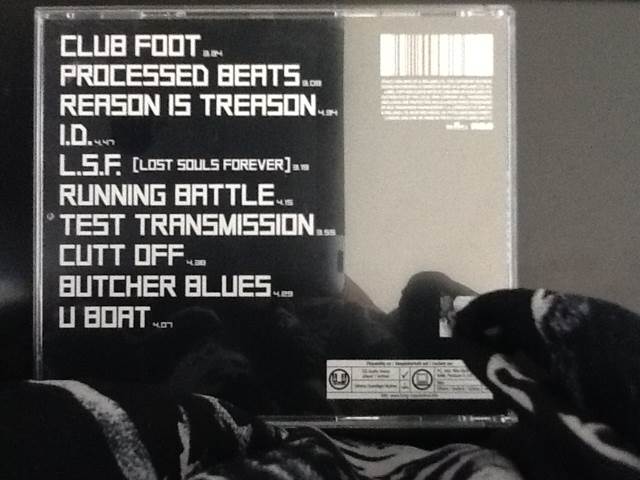 Kasabian - Kasabian (CD) music collectible [Barcode 828766431728] - Main Image 2